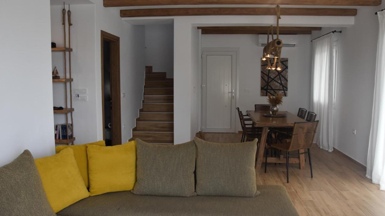 Villa Nelleas Adamantas Eksteriør billede